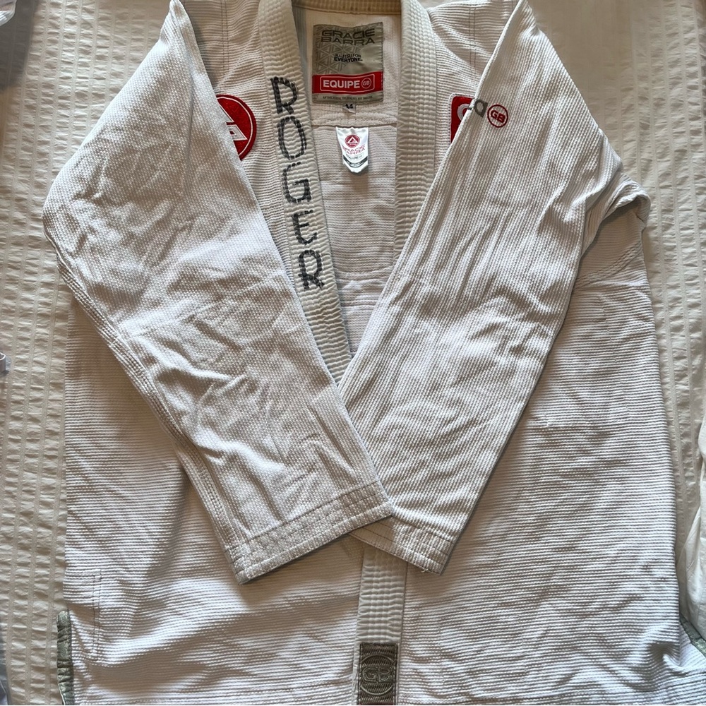 Gracie Barra Equipe Jiu Jitsu Atleta White A4 Gi Set - Pants and Jacket